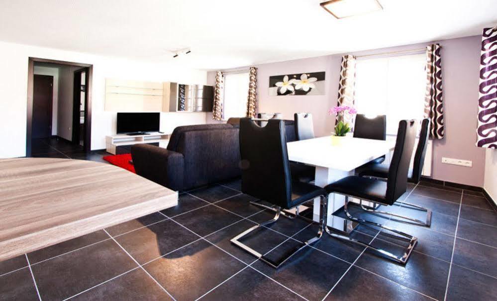 Appartements Le Hupsa Pfannala 상띠뽈리뜨 외부 사진